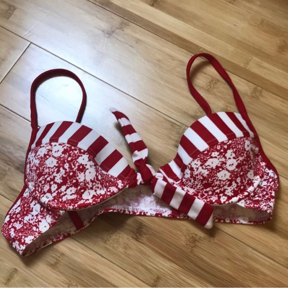 Burberry Bikini Top Size Small - Picture 1 of 5